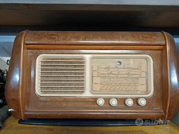 mobile radio d'epoca 