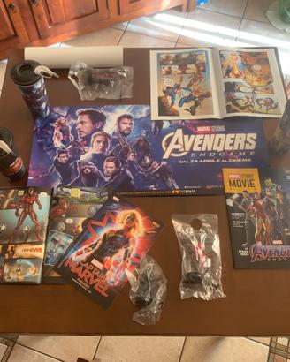 Lotto misto celebrativo collezione Marvel Cinema