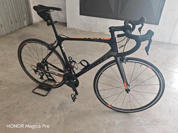 GIANT TCR ADVANCED 1 CARBON 