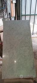 Lastra in marmo spessore 3 cm.