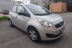 Kia Venga 1.4 Benzina GPL euro 5 neopatentati