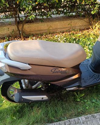 scooter tweet peugeot