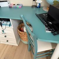 scrivania angolare verde e bianca