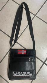 Borsello tipo  Napapijri
