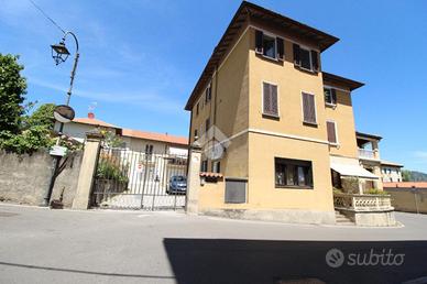 3 LOCALI A MERATE
