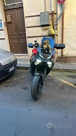 Yamaha Tracer 9Y-amt redline