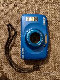 macchina fotografica acquatica Nikkon coolpix W100