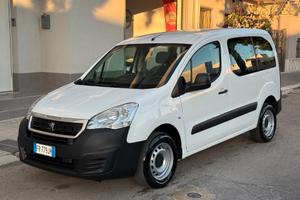 Peugeot Partner Tepee BlueHDi 5POSTI AUTOCARRO N1