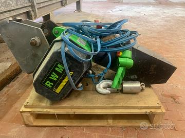 Paranco elettrico 1500kg