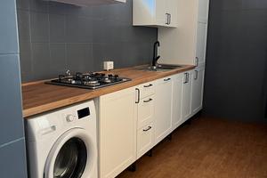 Bilocale terrazzato arredato