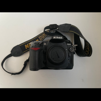 Nikon D200+ 18-135 + borsa e accessori