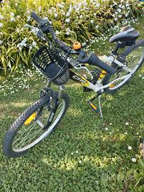 Bicicletta bimbo ruota 24" età 10-14 anni