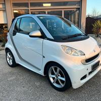 Smart ForTwo 1000 52 kW MHD cabrio pulse