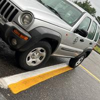 Jeep cherokee kj 2002