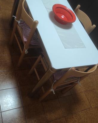 Tavolo bianco per cucina Salvarani