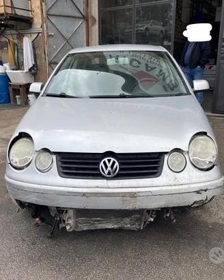 Ricambi Volkswagen Polo 1.4 benz 16V 75cv del 2004
