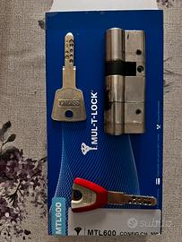 Cilindro per porta blindata con 2 chiavi