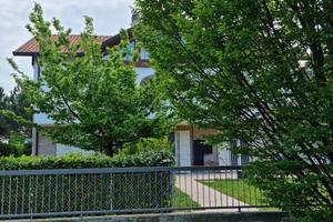 Casa indipendente di 167 m² con 5 locali e box aut