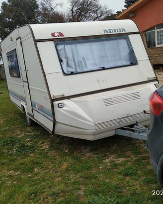 roulotte Adria 5 posti 