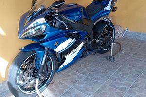 Yamaha YZF R1 - 2008