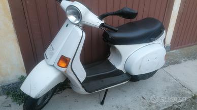 Vespa cosa 125