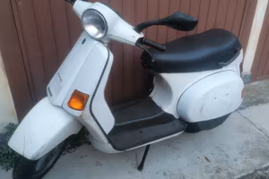 Vespa cosa 125