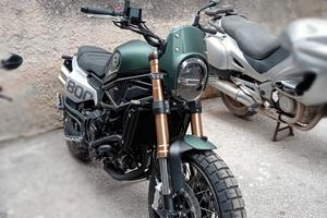 Moto Benelli Leoncino 800 Trail