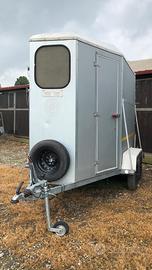 Trailer van cavallo