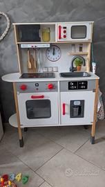 Cucina giocattolo Lidl con accessori