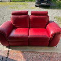 Divano in pelle rosso 2 posti comodo