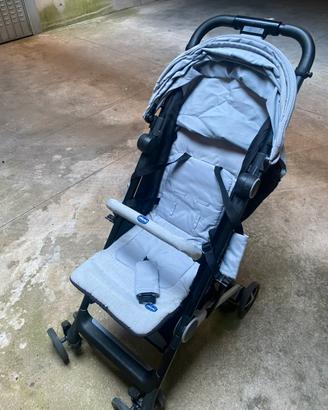 CHICCO PASSEGGINO COMPATTO