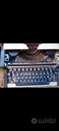 macchina da scrivere antica marca olimpia