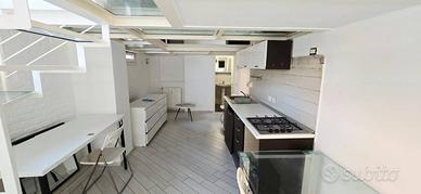 Loft / Open Space di 50 m² con 3 locali a Milano