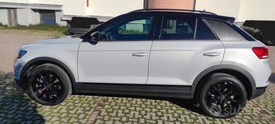 VOLKSWAGEN T-Roc - 2021