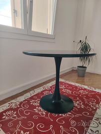 Tavolo rotondo con vetro temperato nero