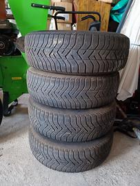 195/70 R16 da neve con cerchi in ferro