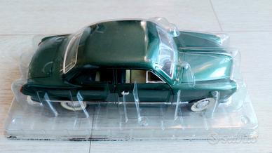 modellino Ford berlina 1949