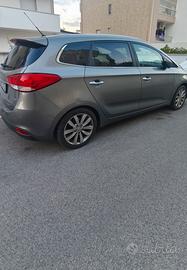  auto Kia carens