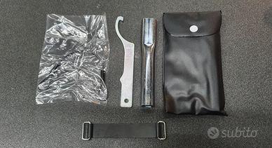 KIT ATTREZZI CHIAVI YAMAHA PER MT-07 -