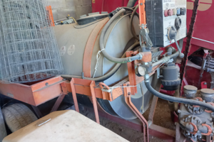 Per cessata attività si vende attrezzi agricoli