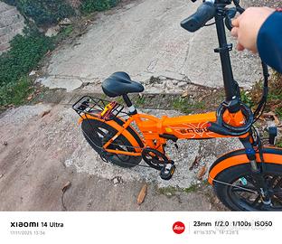 bici elettrica engwee pieghevole con 491 km.