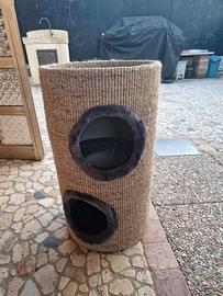 palestra per gatti con tiragraffi