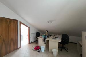 Camera con BAGNO PRIVATO interno L'Aquila