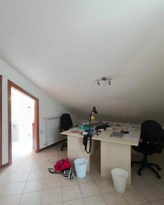 Camera con BAGNO PRIVATO interno L'Aquila