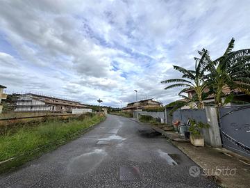 Rif.RI514- villa a schiera borgia