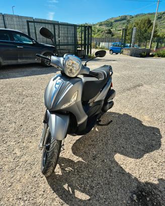 piaggio beverly 350