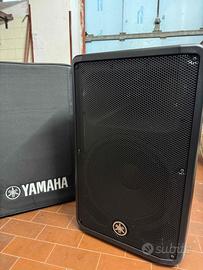 Yamaha DBR 12 -Soundcraft Signature 10 -Acessori