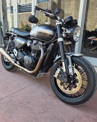 Triumph Speed Twin 1200