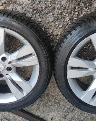 cerchi Mercedes con gomme invernali con pochi km