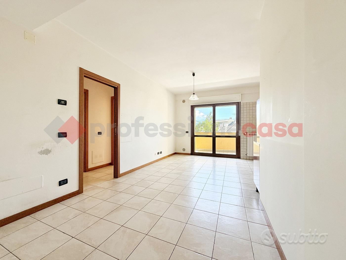 Appartamento – L'Aquila, Contrada Romani, Pettino - Vista 4